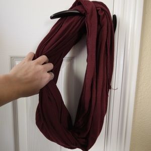 Brandy Melville wrap-around scarf